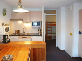 Studio cosy avec balcon, skis aux pieds, parking et proche de tout - FR-1-322-528